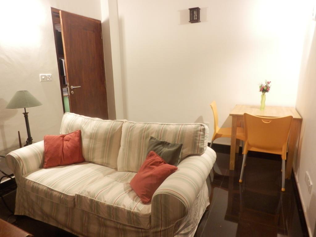 Ronny Cottage Негомбо Номер фото